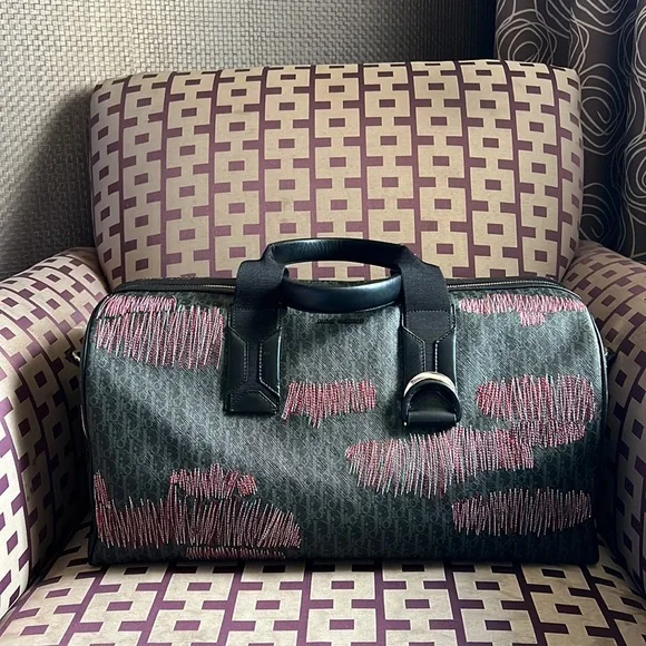 Dior unisex stitched limited edition oblique monogram jacquard logo duffle bag - Picture 8 of 15